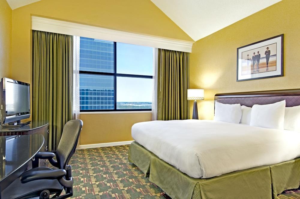 Отель Hilton Houston North Экстерьер фото