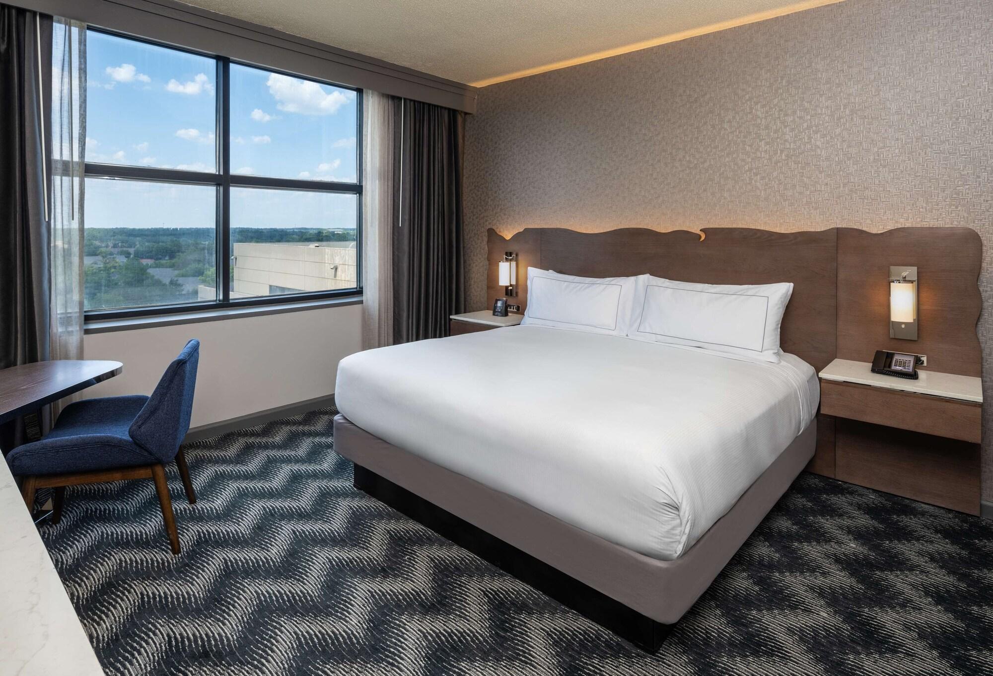Отель Hilton Houston North Экстерьер фото