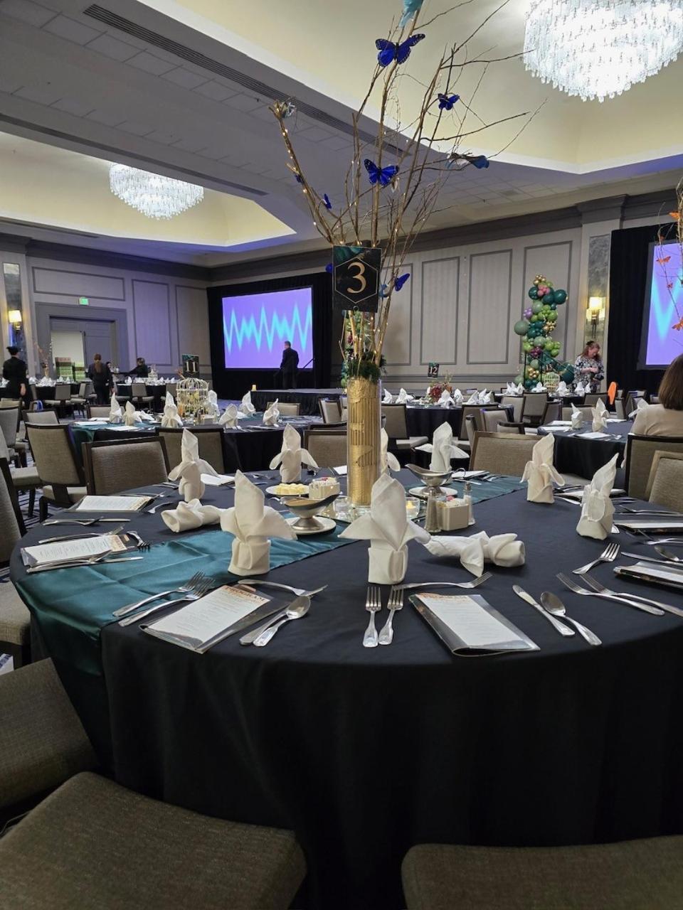 Отель Hilton Houston North Экстерьер фото