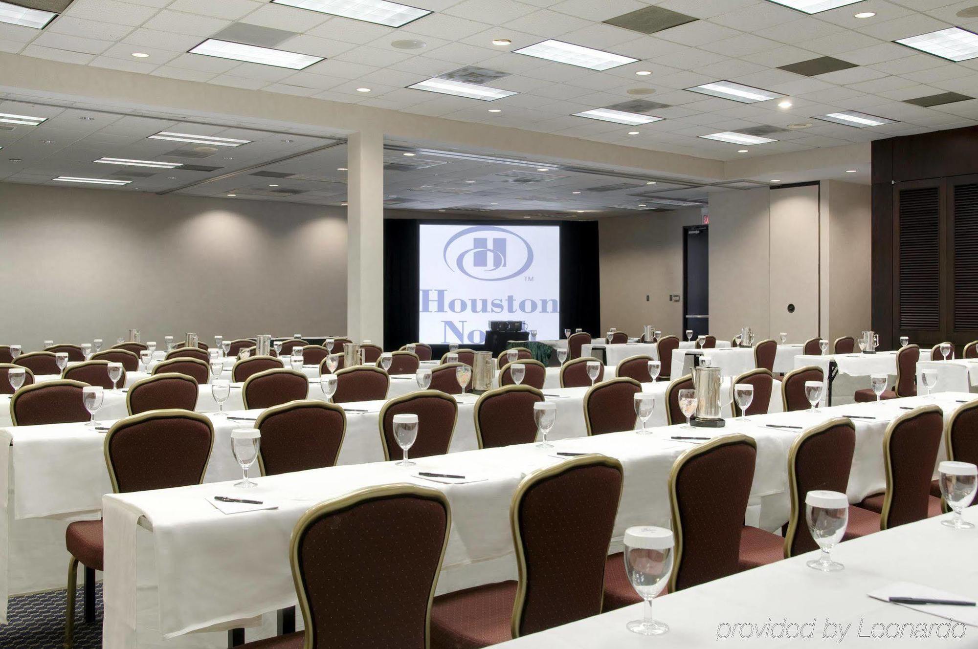 Отель Hilton Houston North Удобства фото